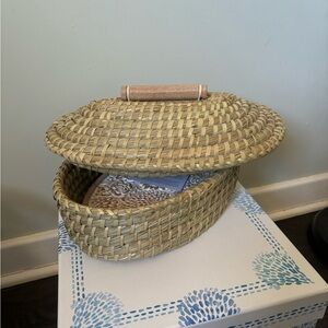 Natural Woven Bread Basket with Lid
